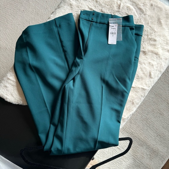 EXPRESS Sweater & Trouser Set - Picture 3 of 6